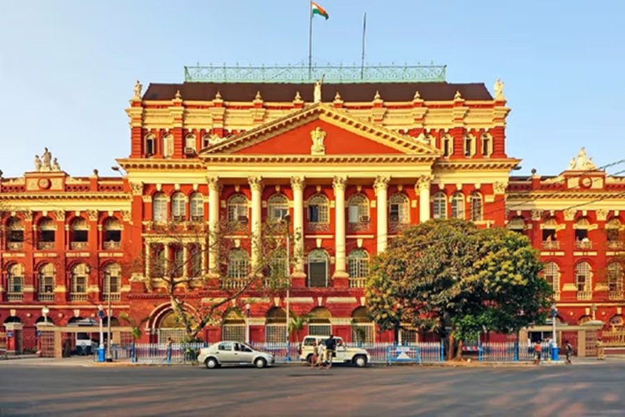 West Bengal Breaking: पश्चिम बंगाल पुलिस में बड़ा फेरबदल, 179 अधिकारियों का तबादला; कई जिलों के SP बदले